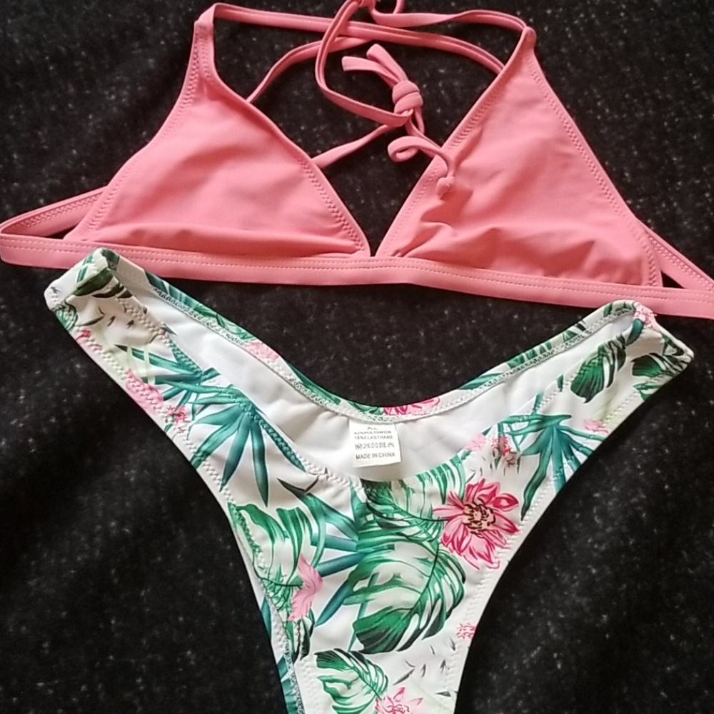 Bathing suit set
